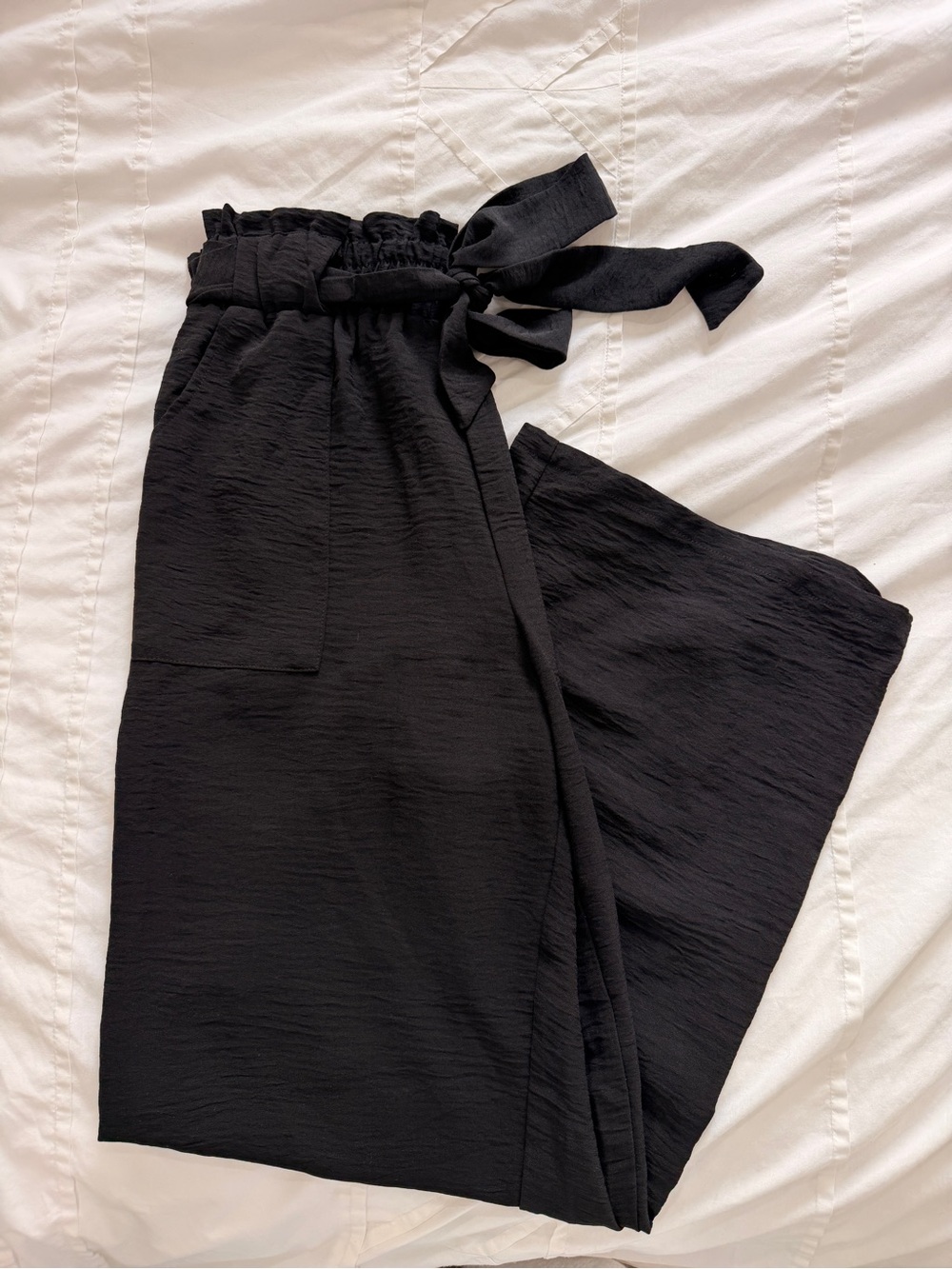 Paperbag High-Waist Wide Leg Pants with Self-Tie - Black